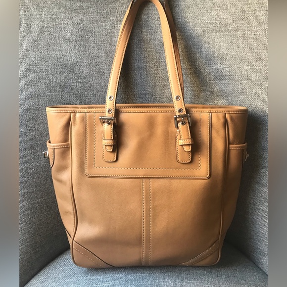 Coach Med Size Leather Tote Bag in Caramel color. - Picture 2 of 6